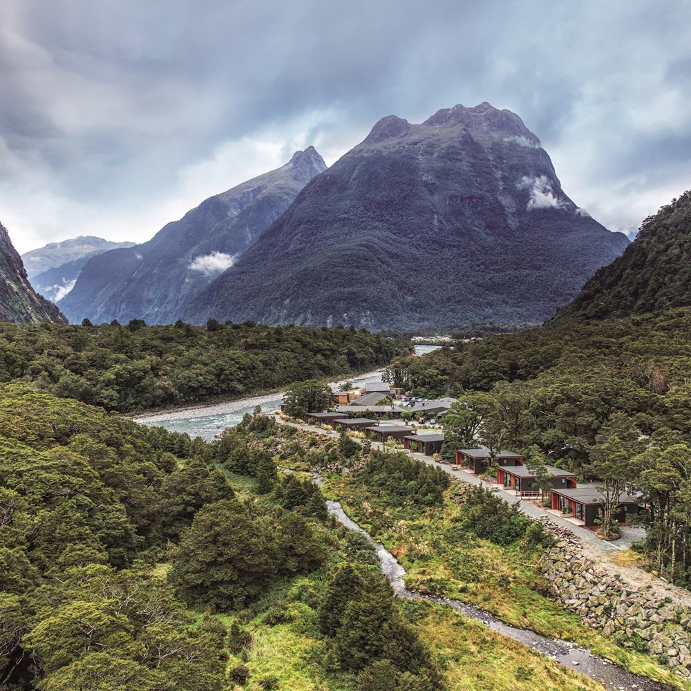 Milford Sound Lodge New Zealand