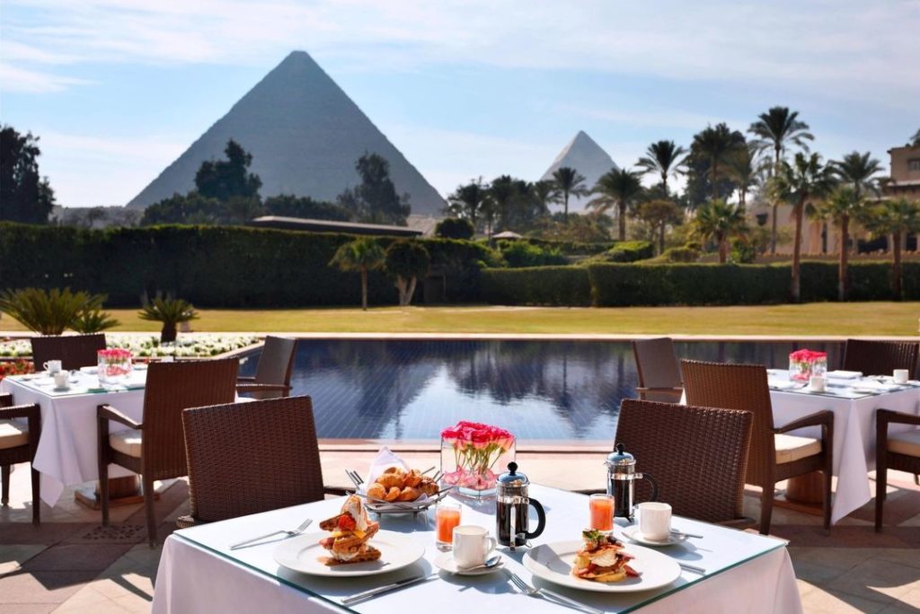 Breakfast overlooking the pyramids at Mena House Hotel