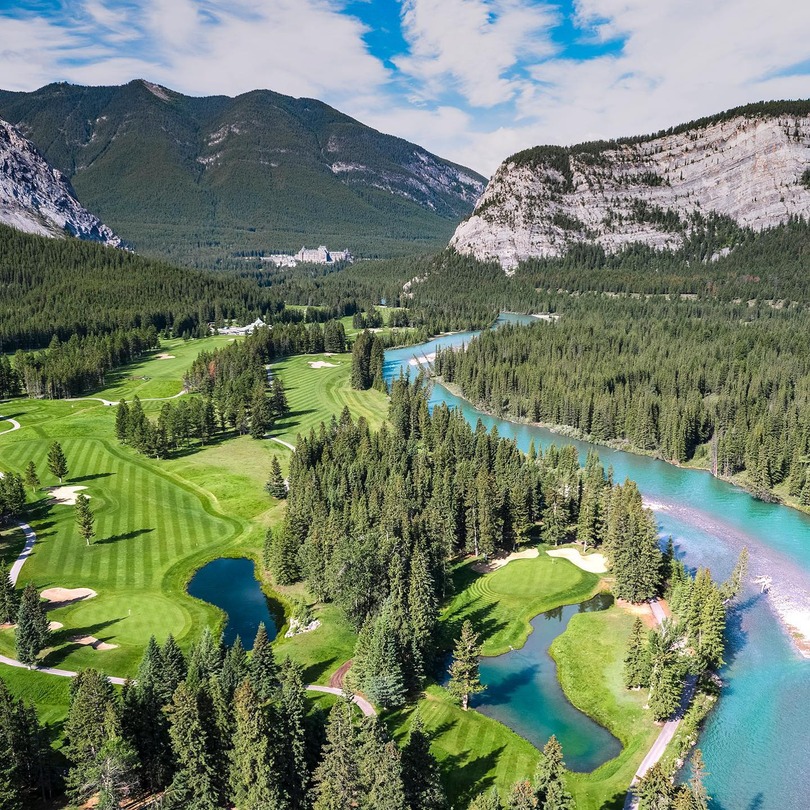 Fairmont Banff Springs golf course among the Rockies