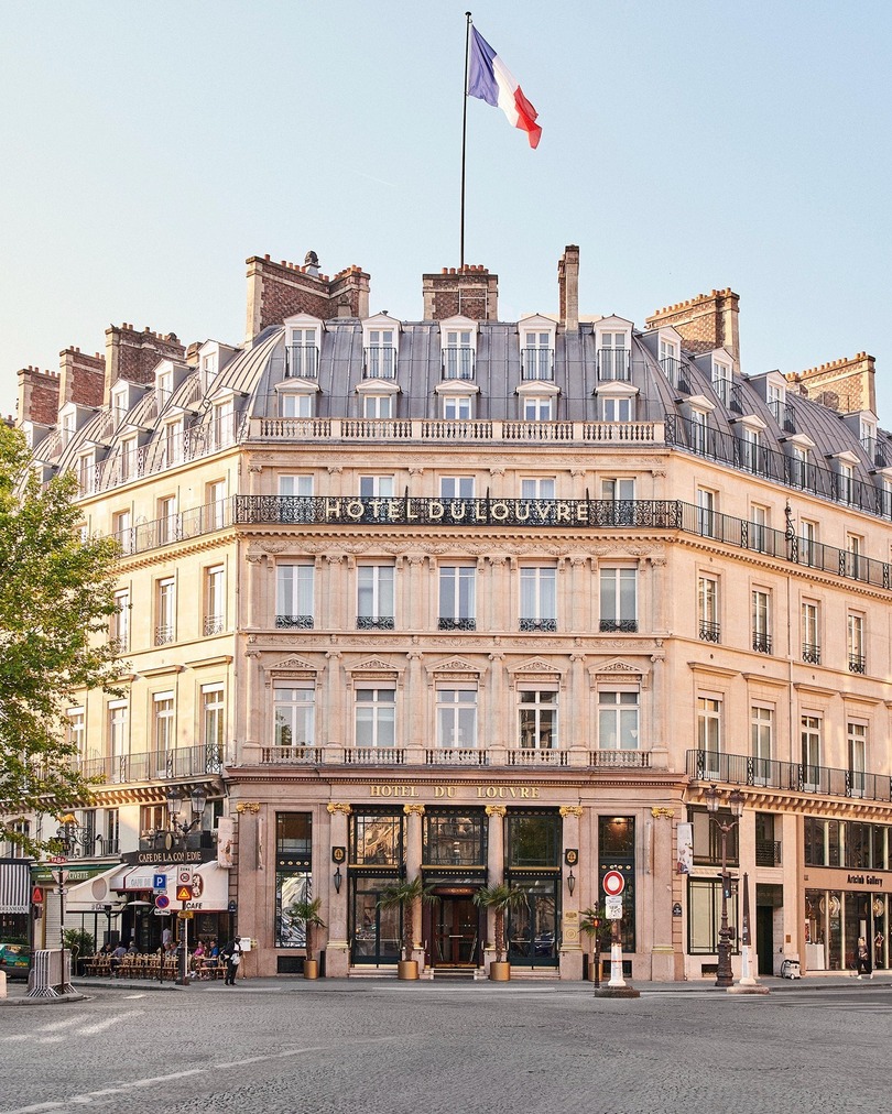 external facade of Hôtel du Louvre, Paris, France