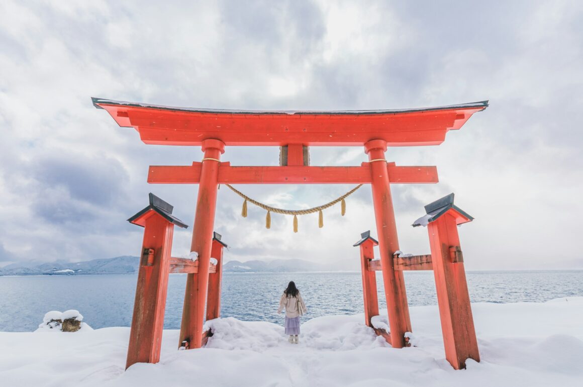 Fushimi Inari to Miyajima: The Most Famous Torii Gates in Japan